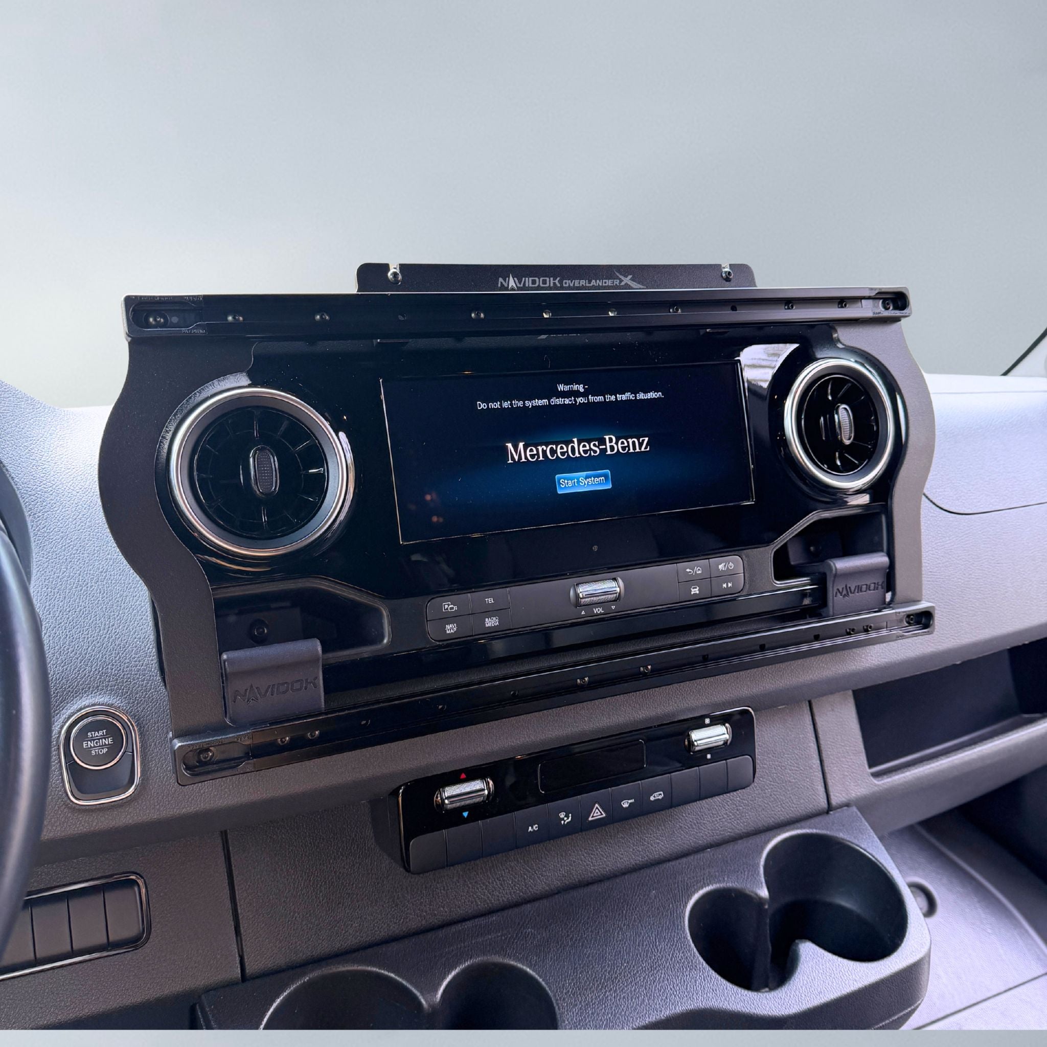 Navidok Overlander X - No Drill Dash Mount