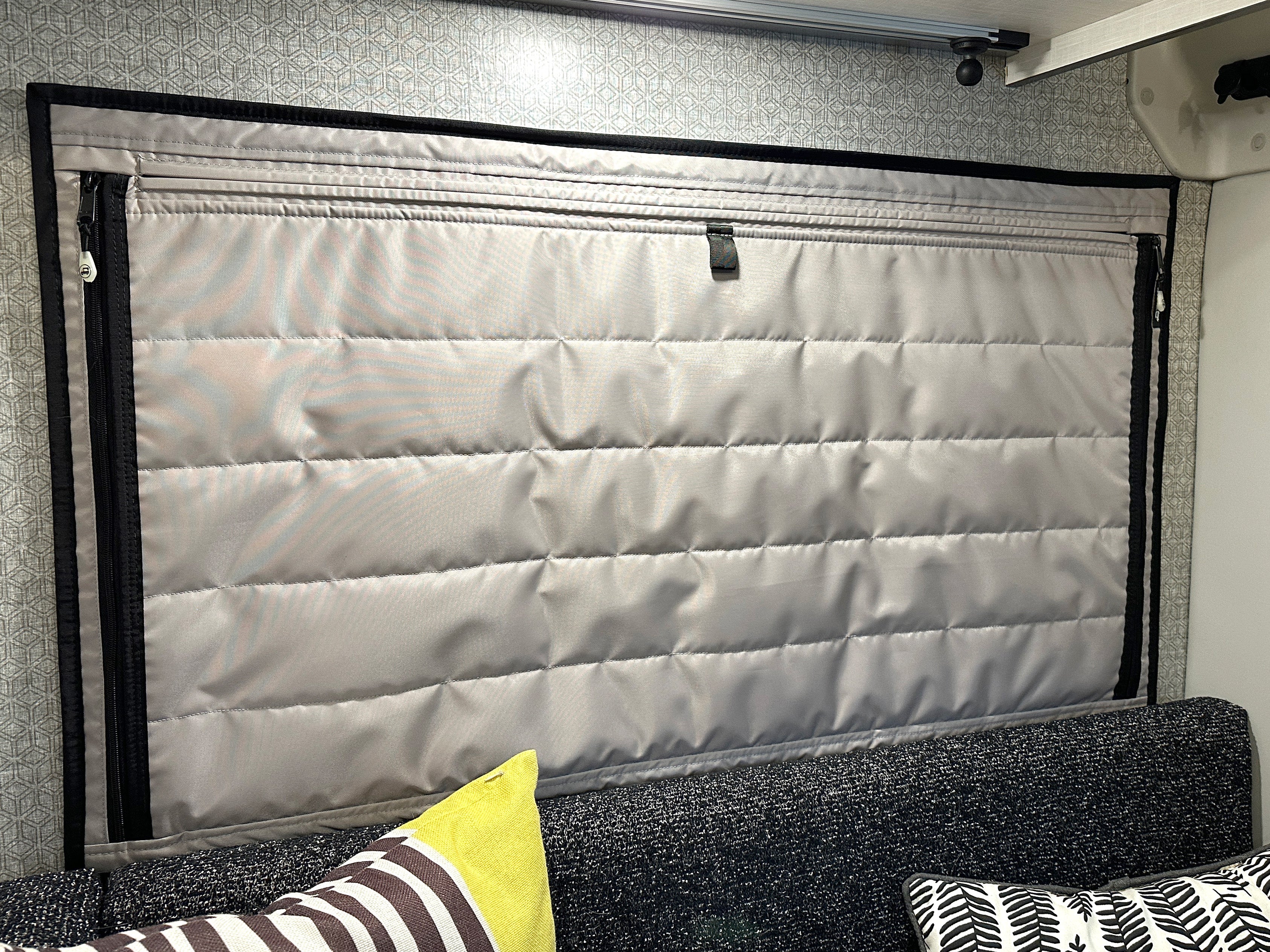 Sprinter Ekko - FitRV Dinette Shade (Driver Side)