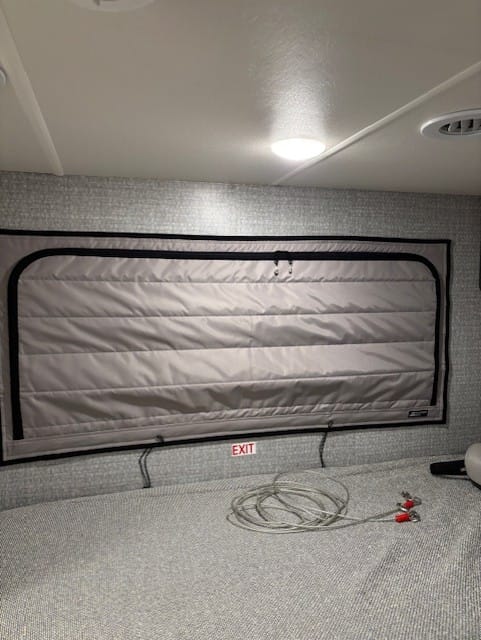 Sprinter Ekko - Bed Zipper Shade (Set)