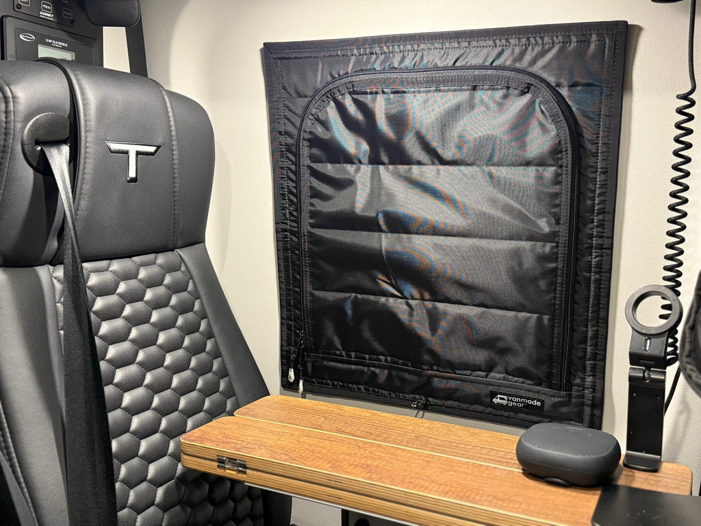 Tiffin GH1 - Dinette Zipper Shade