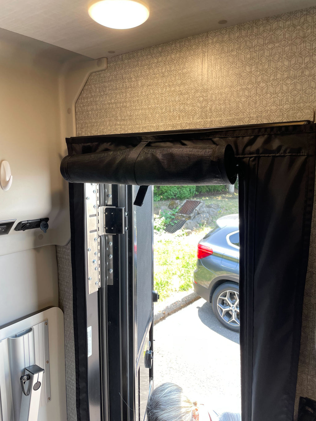 Sprinter Ekko - Screen Door