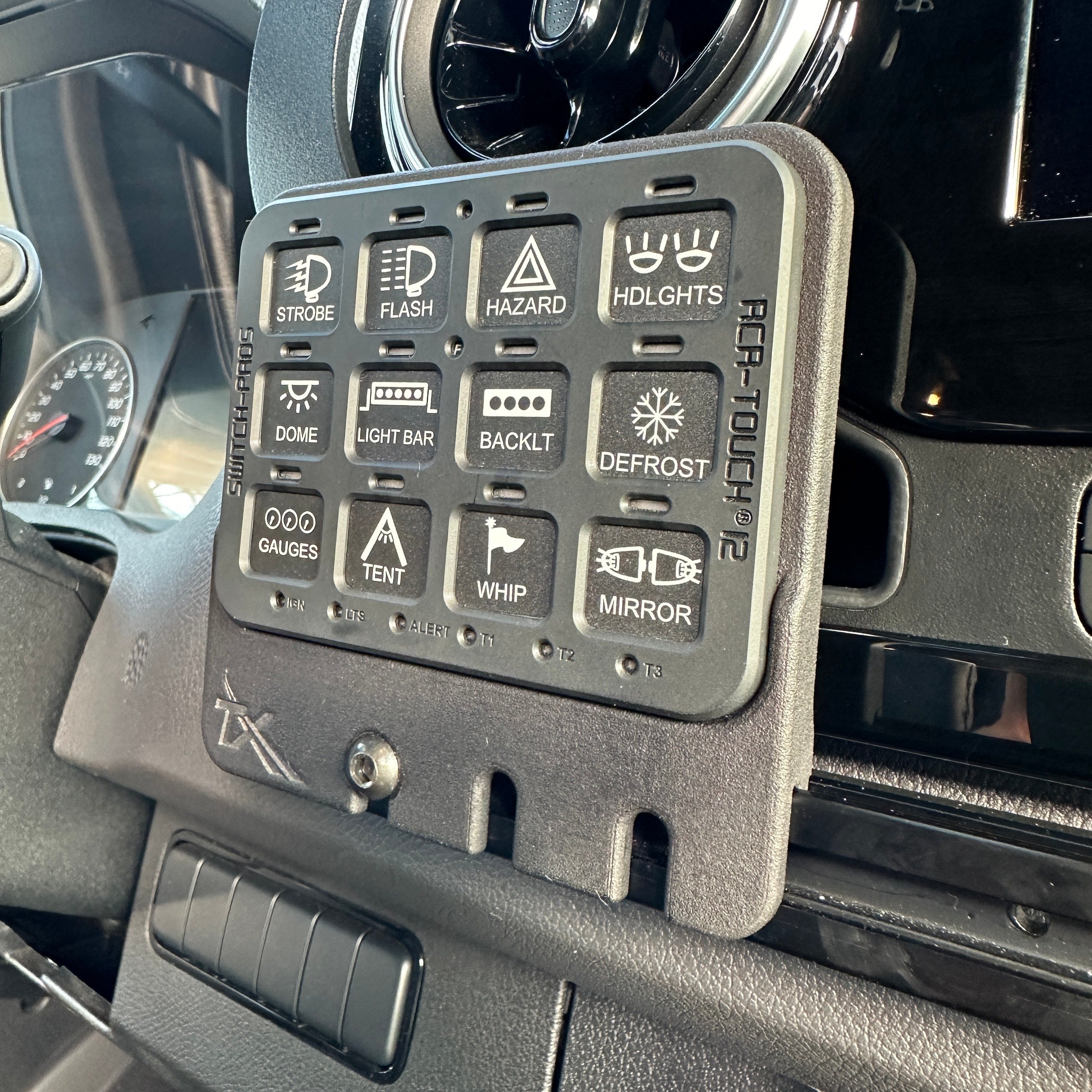 Navidok - Switch-Pros Mounting Plate by Terra X