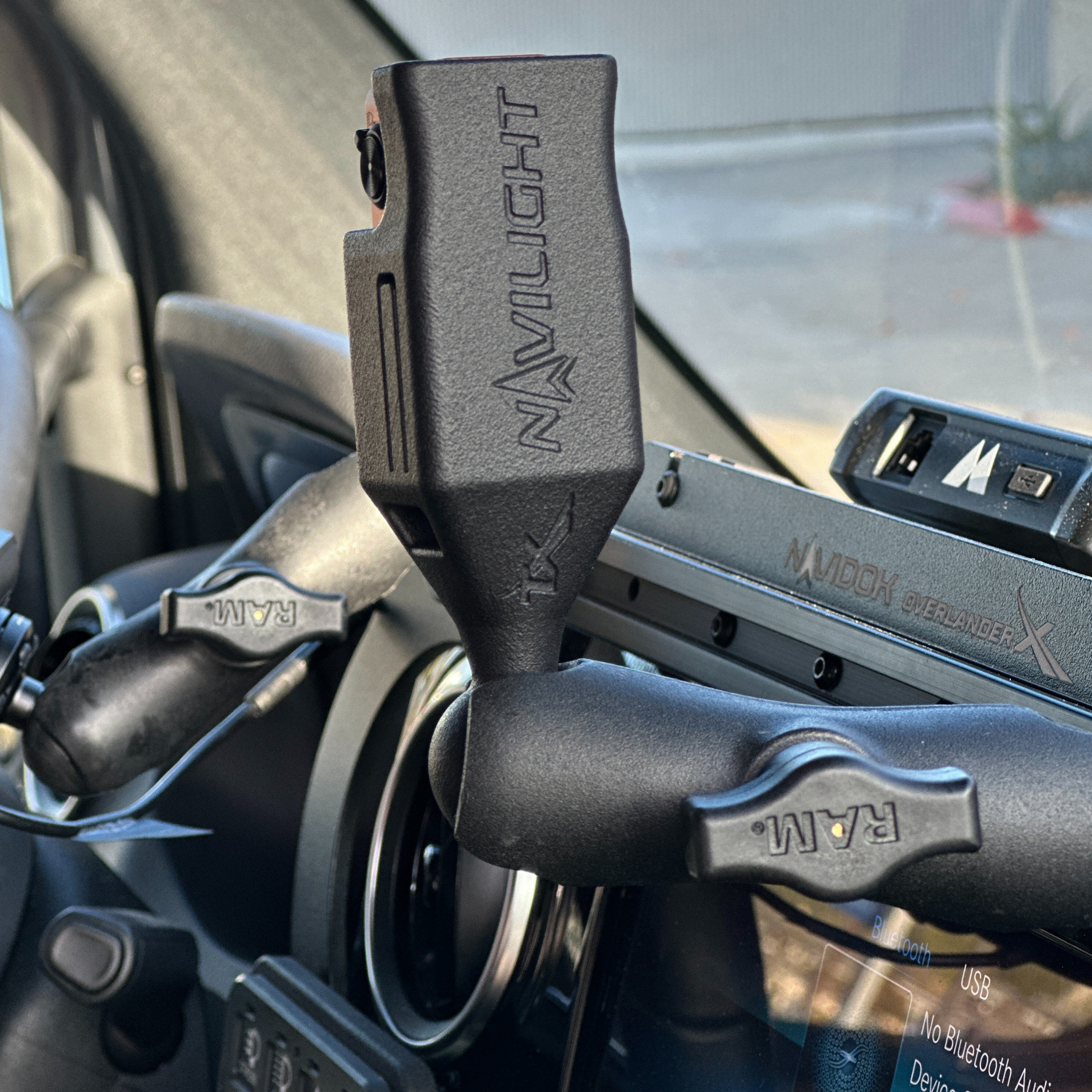 Navilight Pro - Olight Oclip Pro – Van & RV Cockpit Light by Terra X