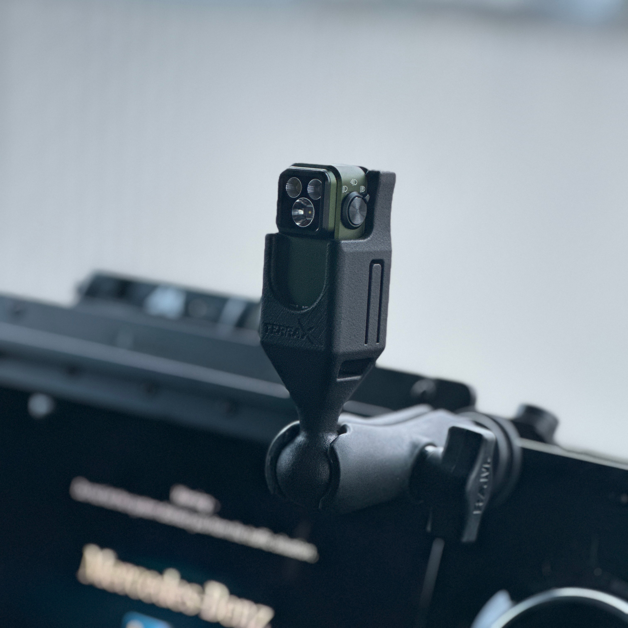 Navilight Pro - Olight Oclip Pro – Van & RV Cockpit Light by Terra X