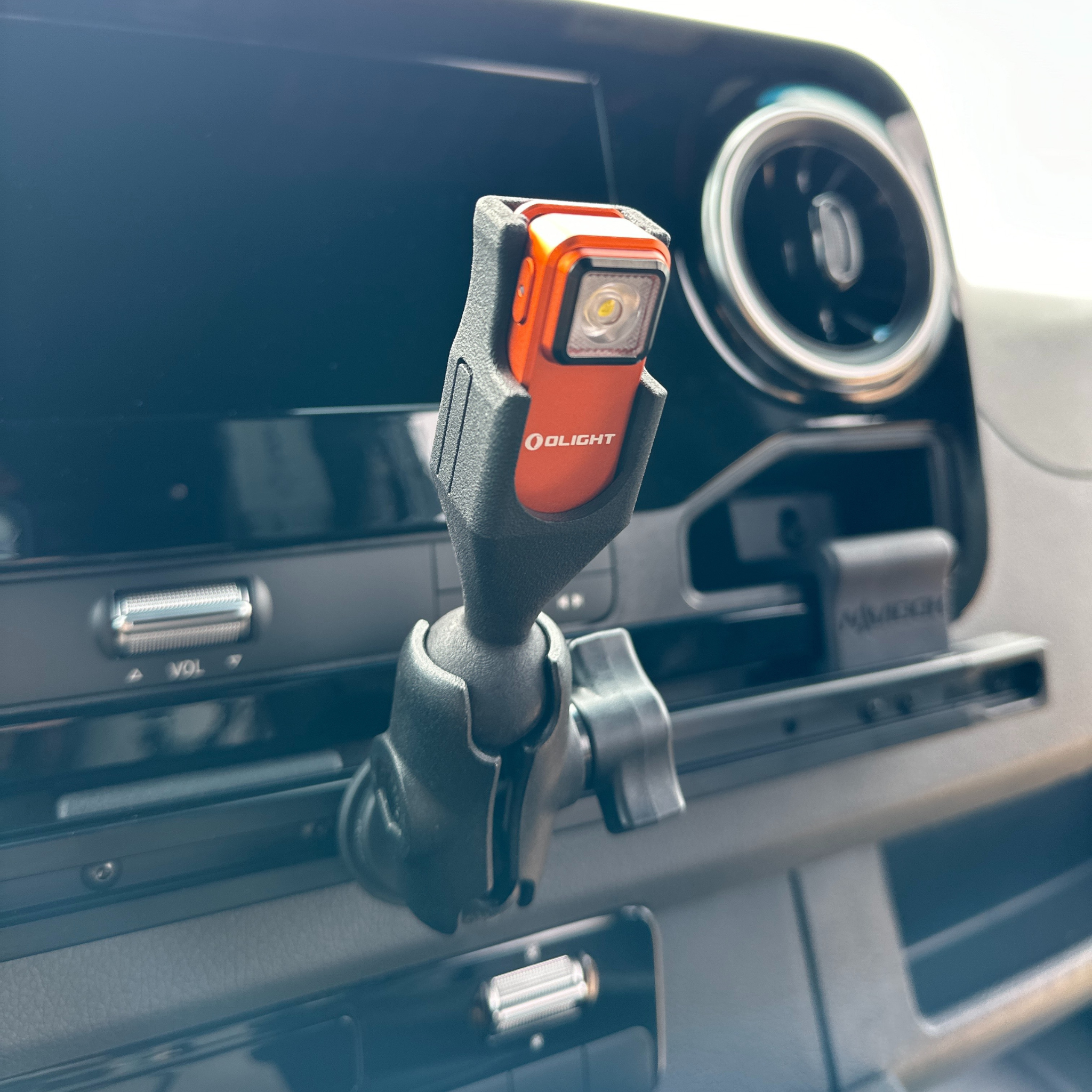 Navilight - Olight Oclip – Van & RV Cockpit Light by Terra X