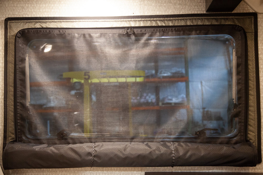 Transit Ekko - Dinette Zipper Shade