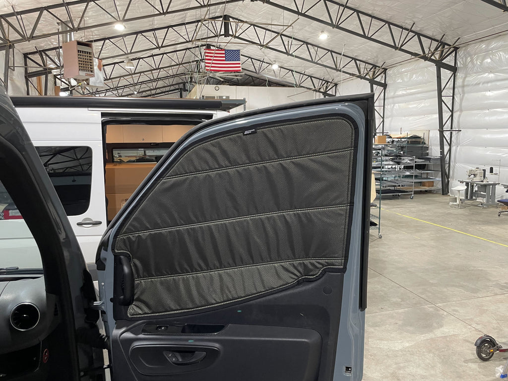 Sprinter Ekko - Front Door Shades (set)