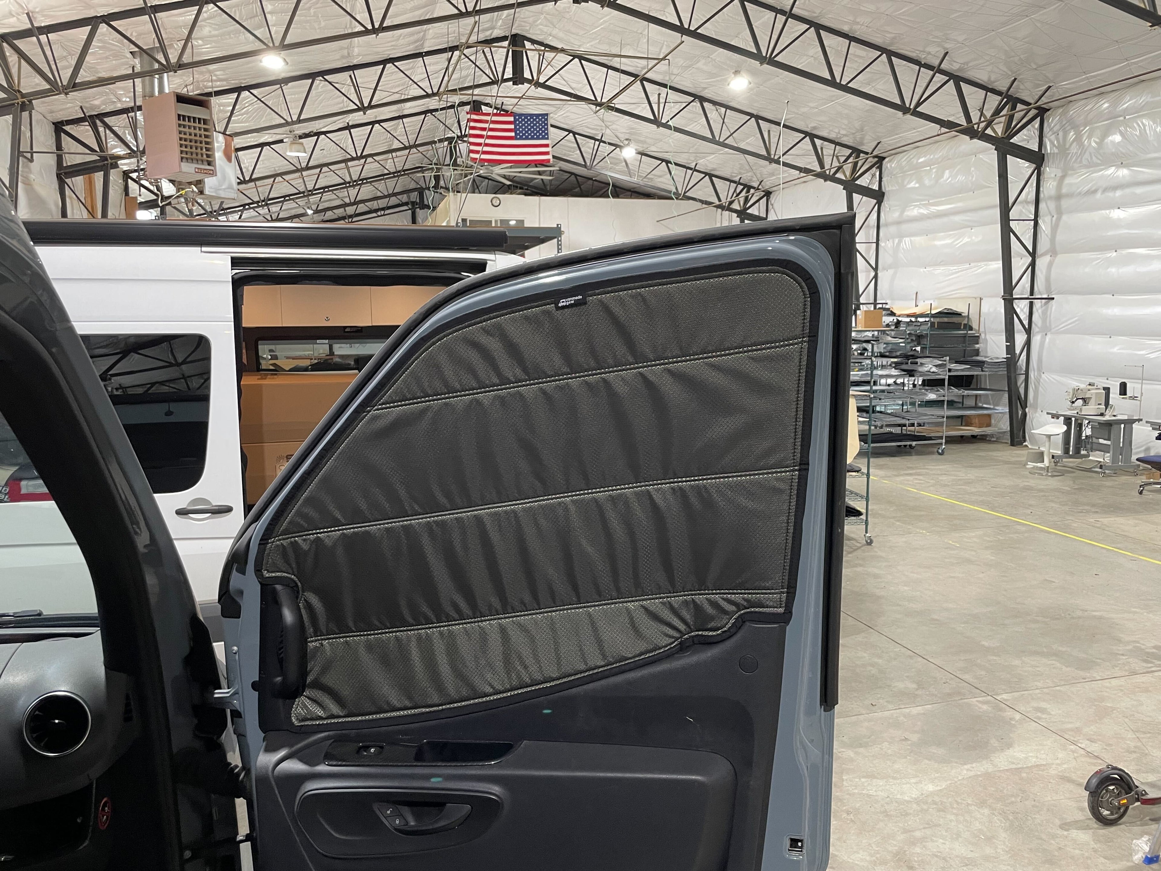 Sprinter Ekko - Front Door Shades (set)